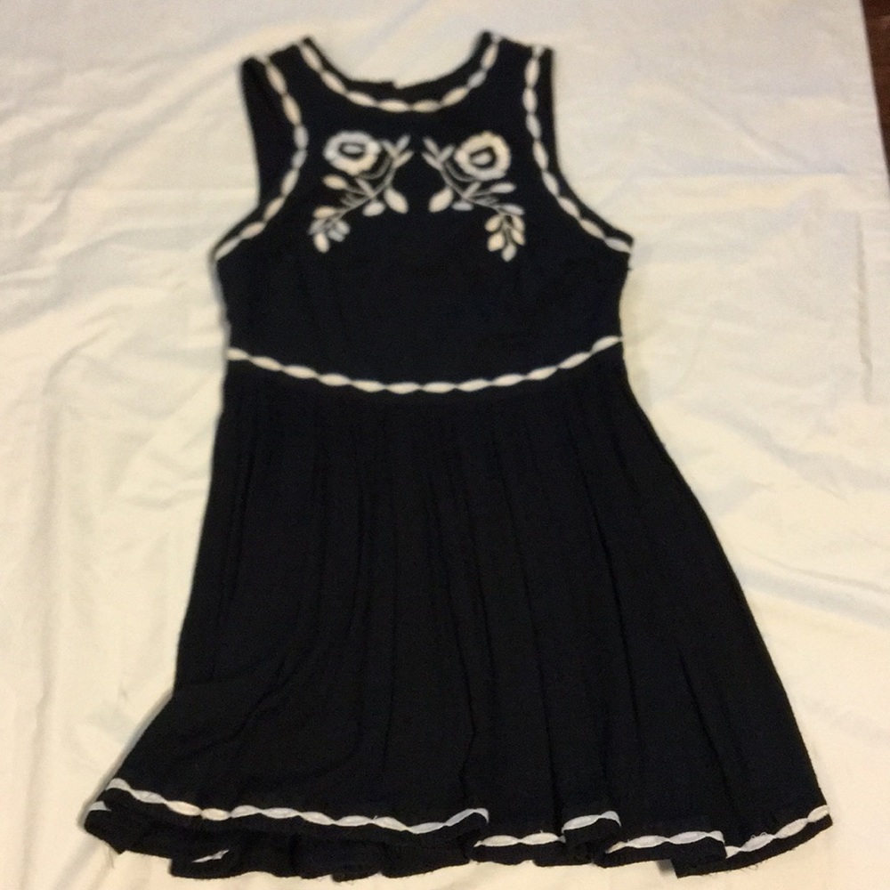 SOLD/ Free People dress, black w/stitching, sz 8